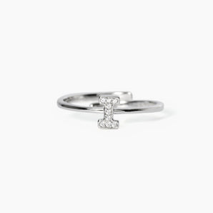 Anello regolabile con lettera I in zirconiA, B, COOL