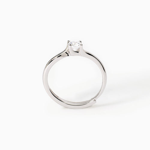 Anello solitaire in argento con zircone