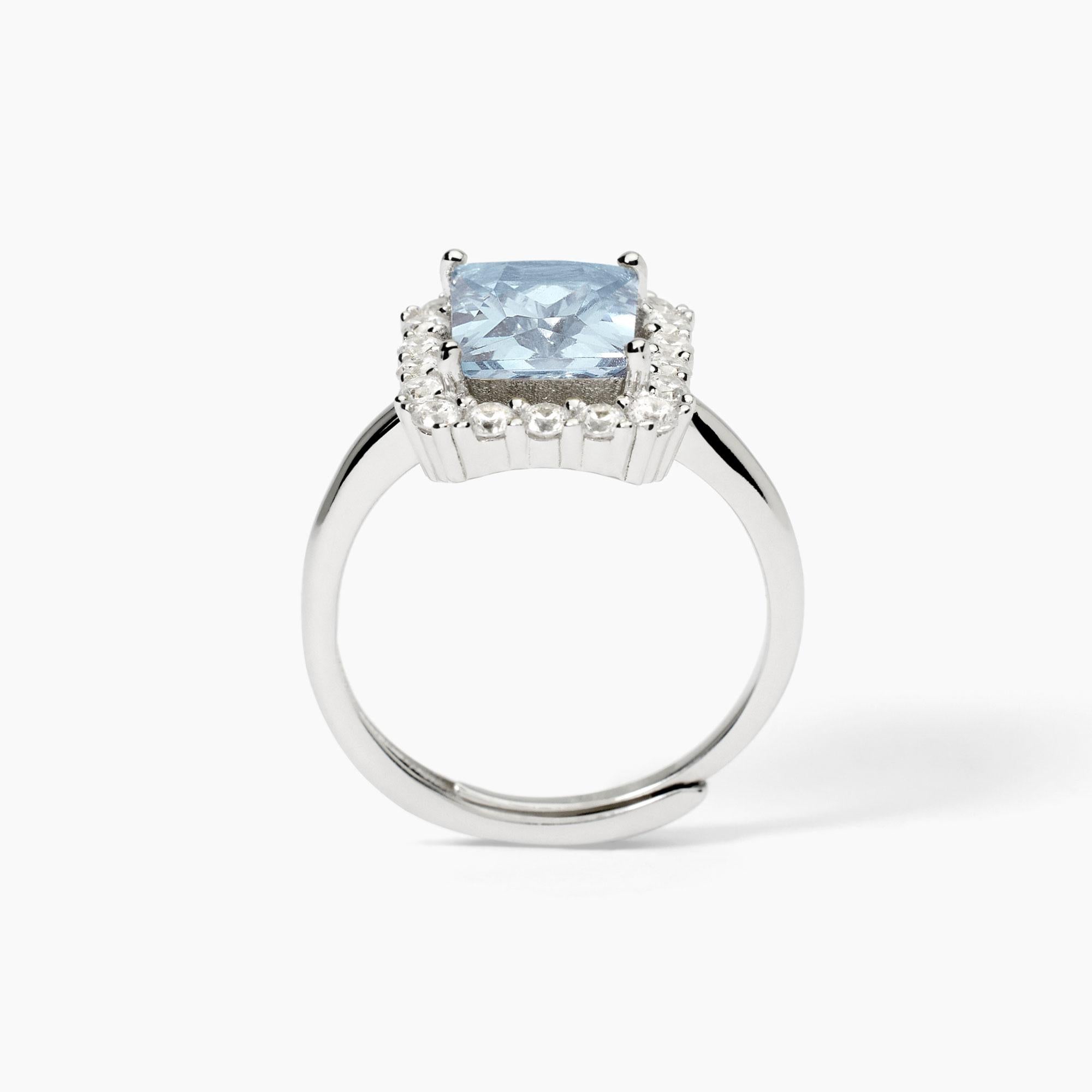 Anello in argento con pietra Princess
