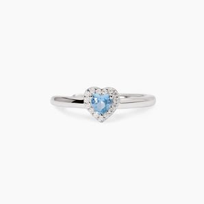 Anello con acquamarina sintetica