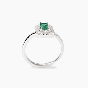 Anello con smeraldo sintetico