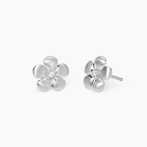Orecchini fiore in argento bulinato