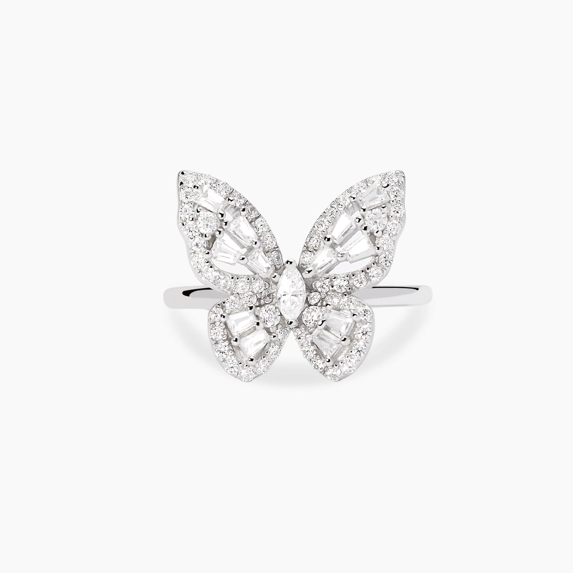 Anello in argento con farfalla in zirconi