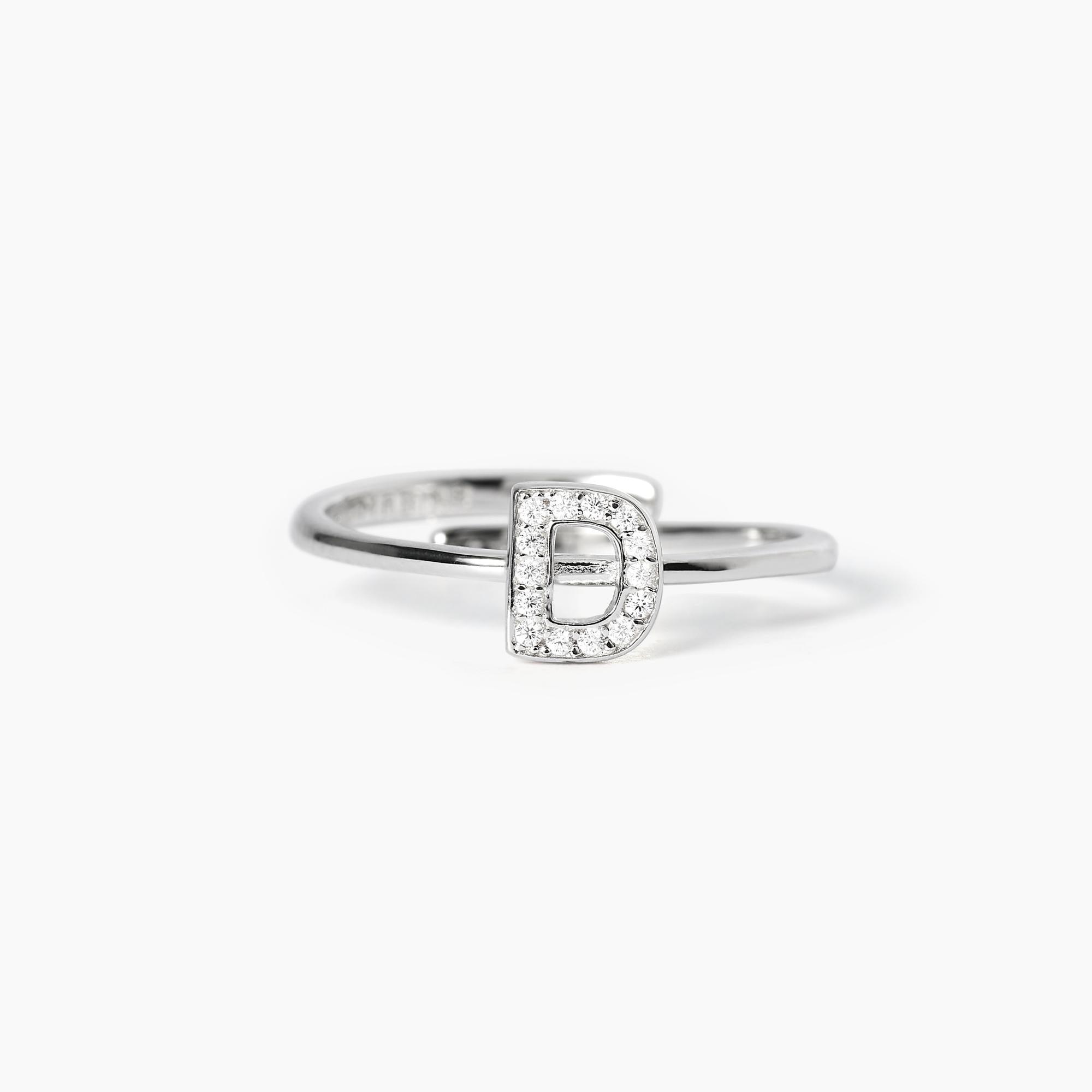 Anello regolabile con lettera D in zirconiA, B, COOL